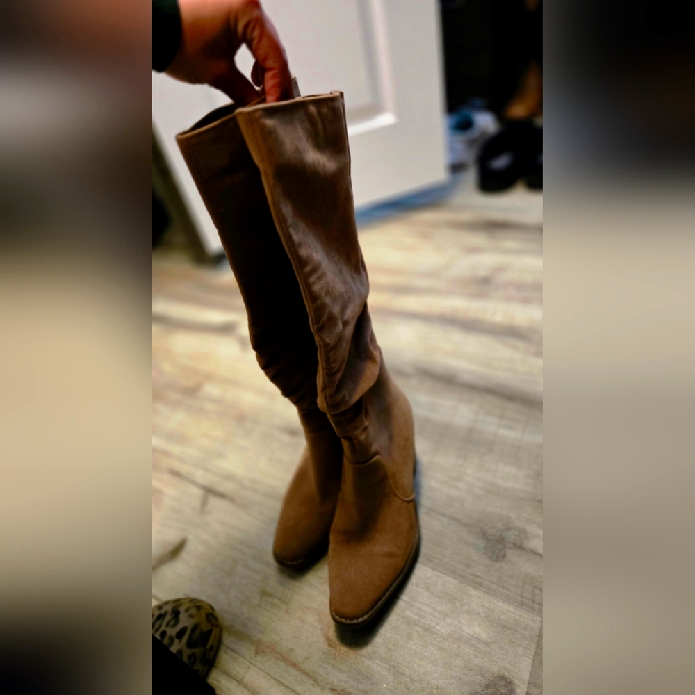 Brown Knee-High Women's Boots